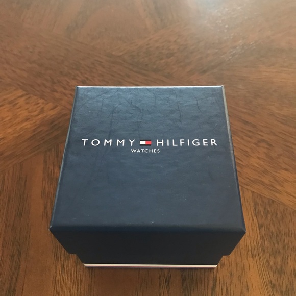 Tommy Hilfiger Navy blue modern watch - Picture 2 of 7